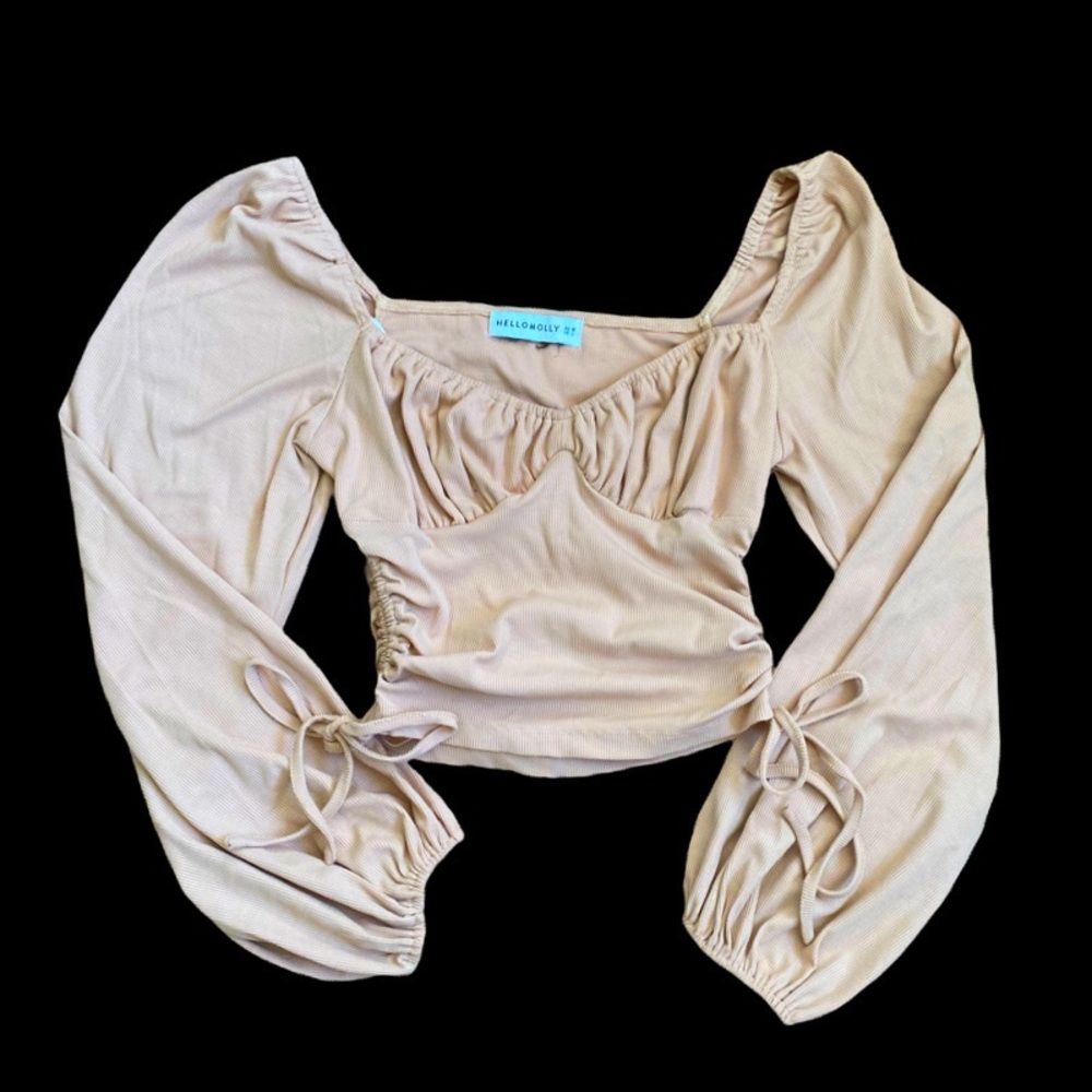 Hello Molly crop top with puffy sleeves